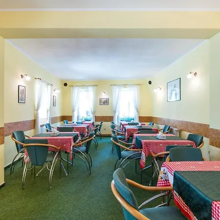 Pensiunea Kronstadt 招待所 布拉索夫