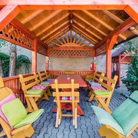 Pensiunea Kronstadt 招待所 布拉索夫