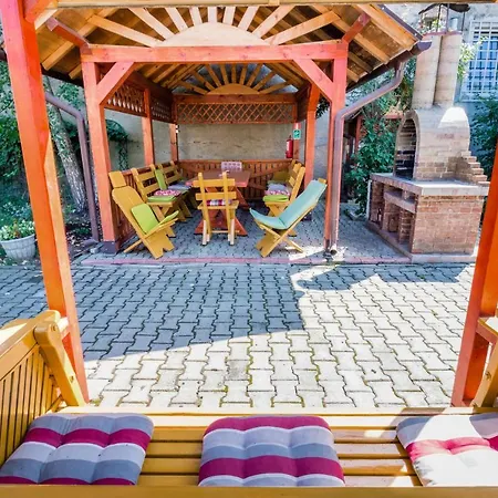 Pensiunea Kronstadt 招待所 布拉索夫