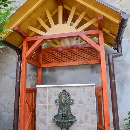 Pensiunea Kronstadt 招待所 布拉索夫